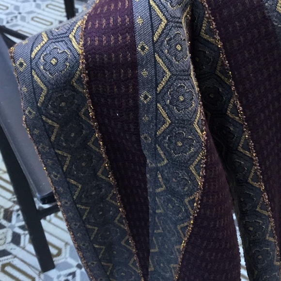 Patterned Jacket - Picture 7 of 7
